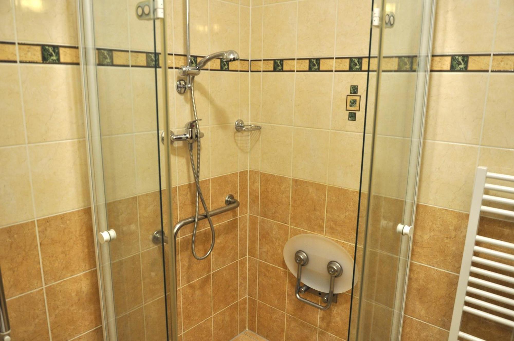 Hotel Cisar Ferdinand Локет Номер фото